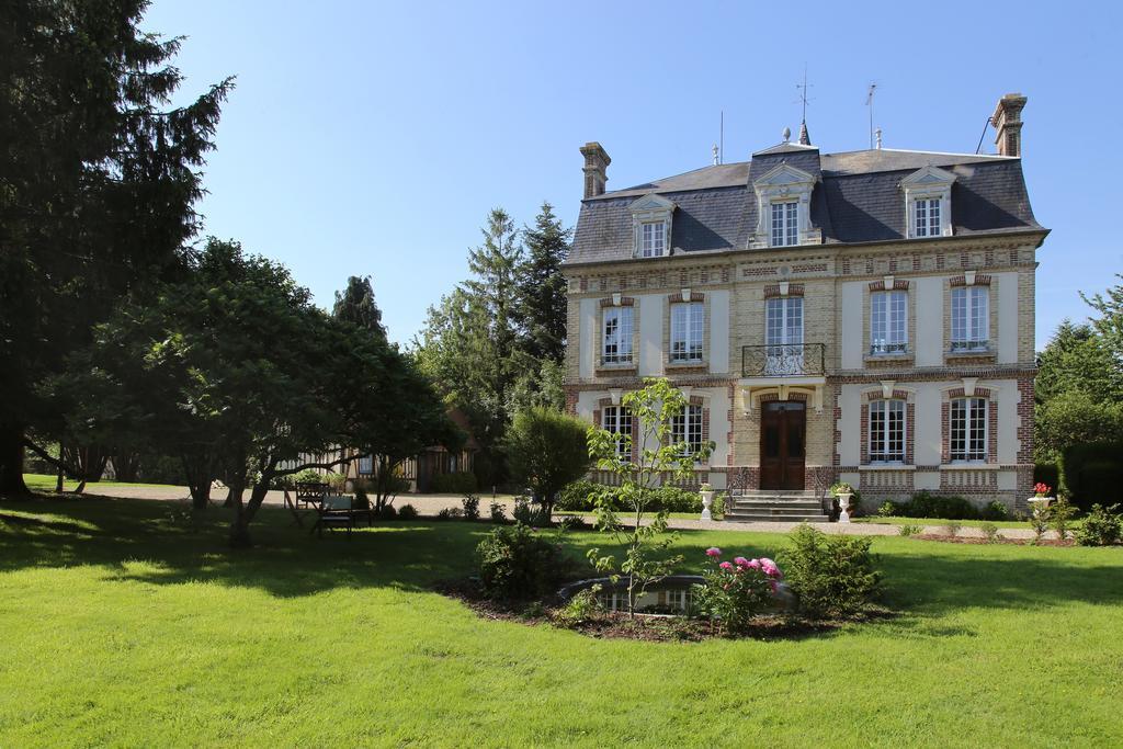 Manoir Le Mesnil Bed & Breakfast Saint-Martin-aux-Chartrains Exterior photo